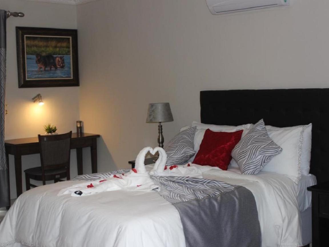 Juda Haus Lodge Katima Mulilo Eksteriør bilde
